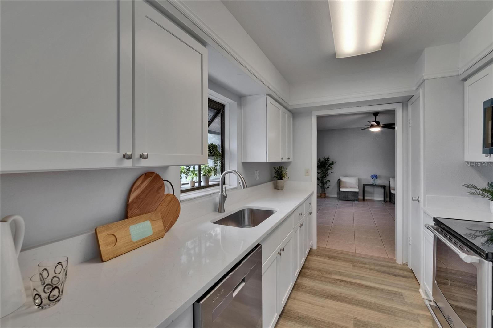 Image 20 of 56 For 16112 15th Street