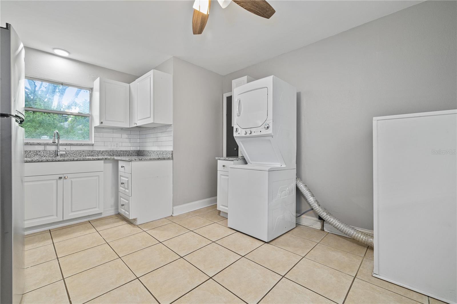 Image 11 of 17 For 917 30th Avenue N 4