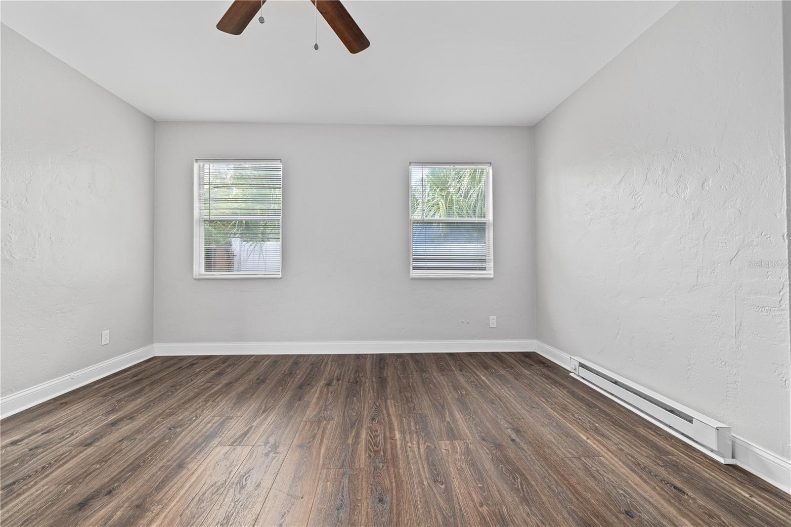 Image 13 of 17 For 917 30th Avenue N 4