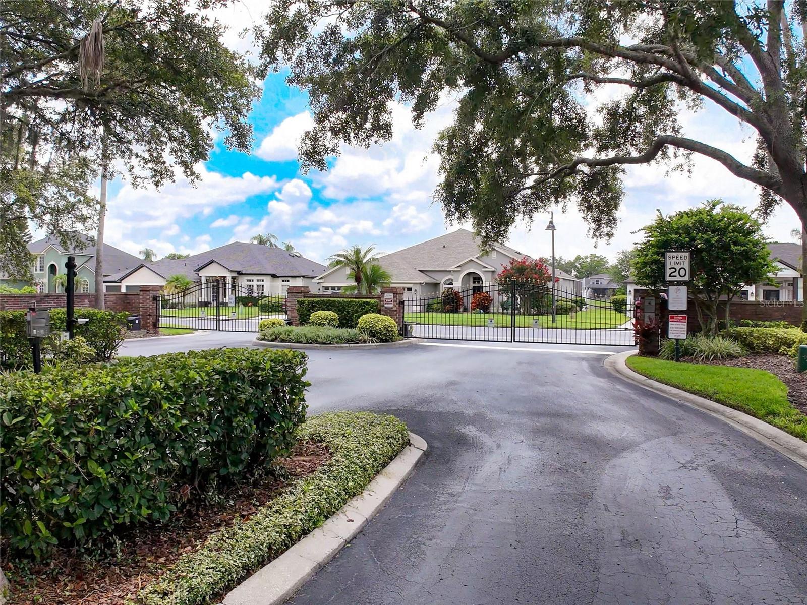 Image 4 of 100 For 22925 Collridge Drive