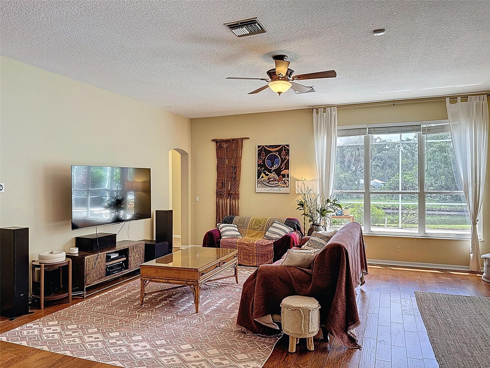 Image 44 of 100 For 22925 Collridge Drive
