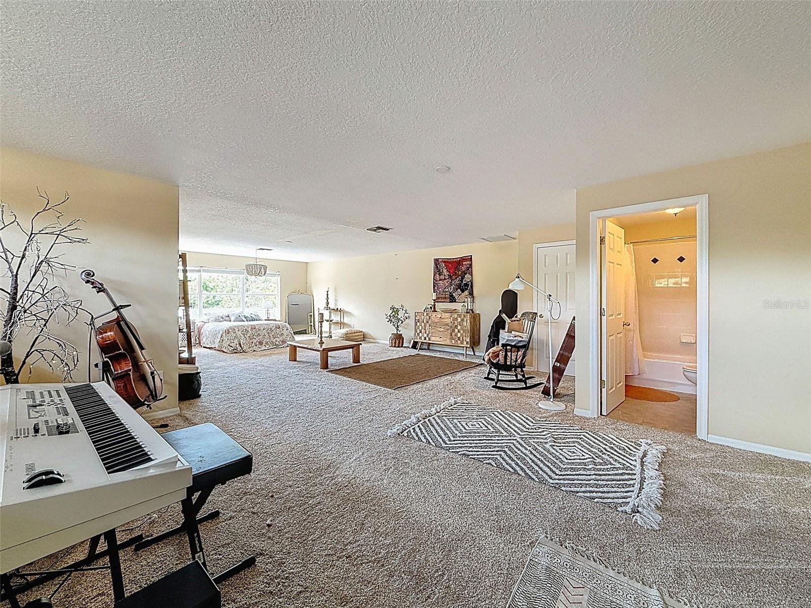 Image 80 of 100 For 22925 Collridge Drive