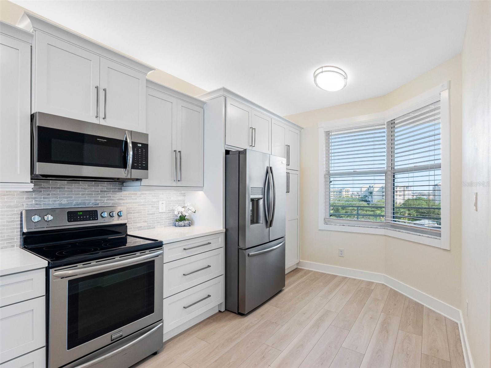 Image 17 of 73 For 7979 Sailboat Key Boulevard S 505