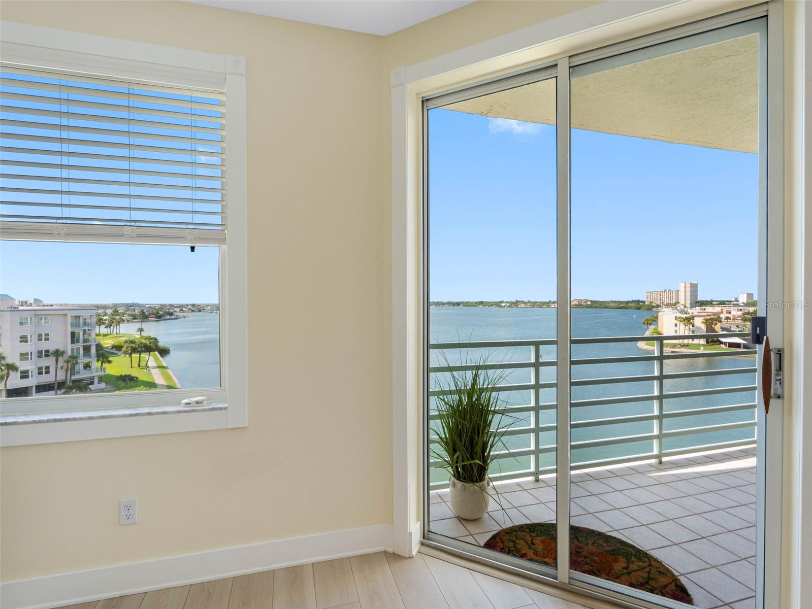 Image 23 of 73 For 7979 Sailboat Key Boulevard S 505