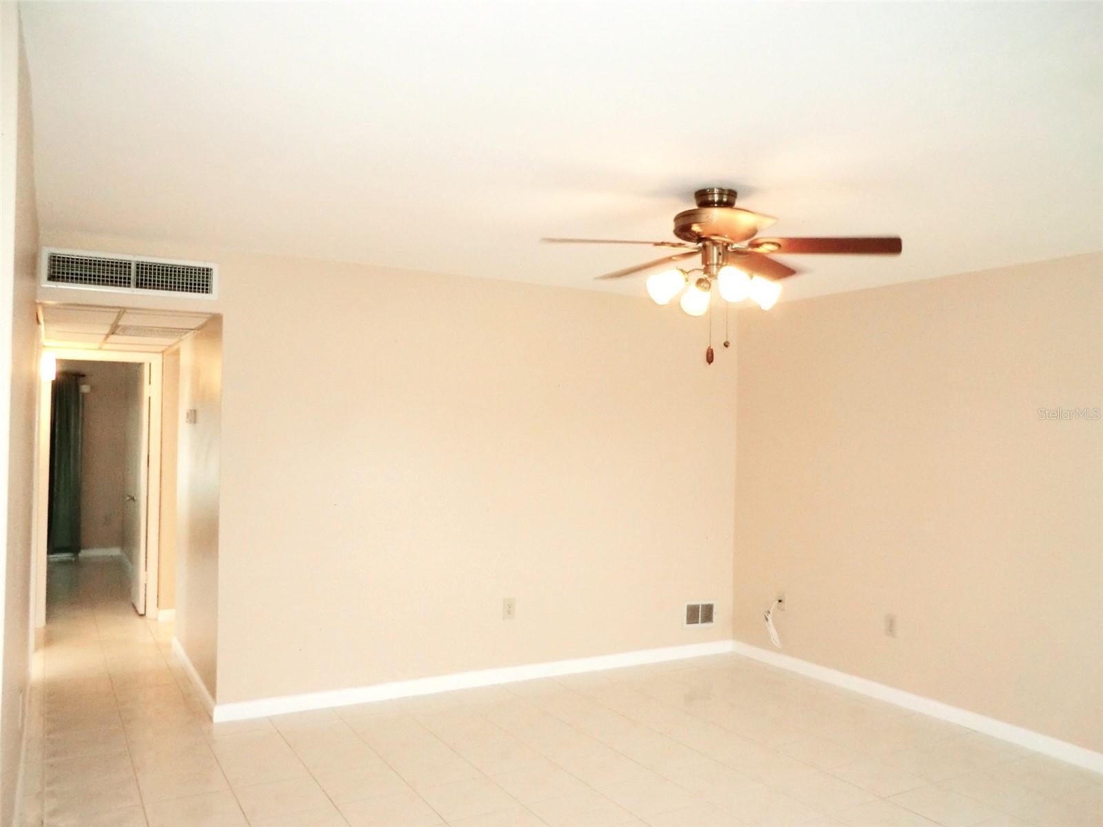 Image 2 of 20 For 206 Andover Place N 77