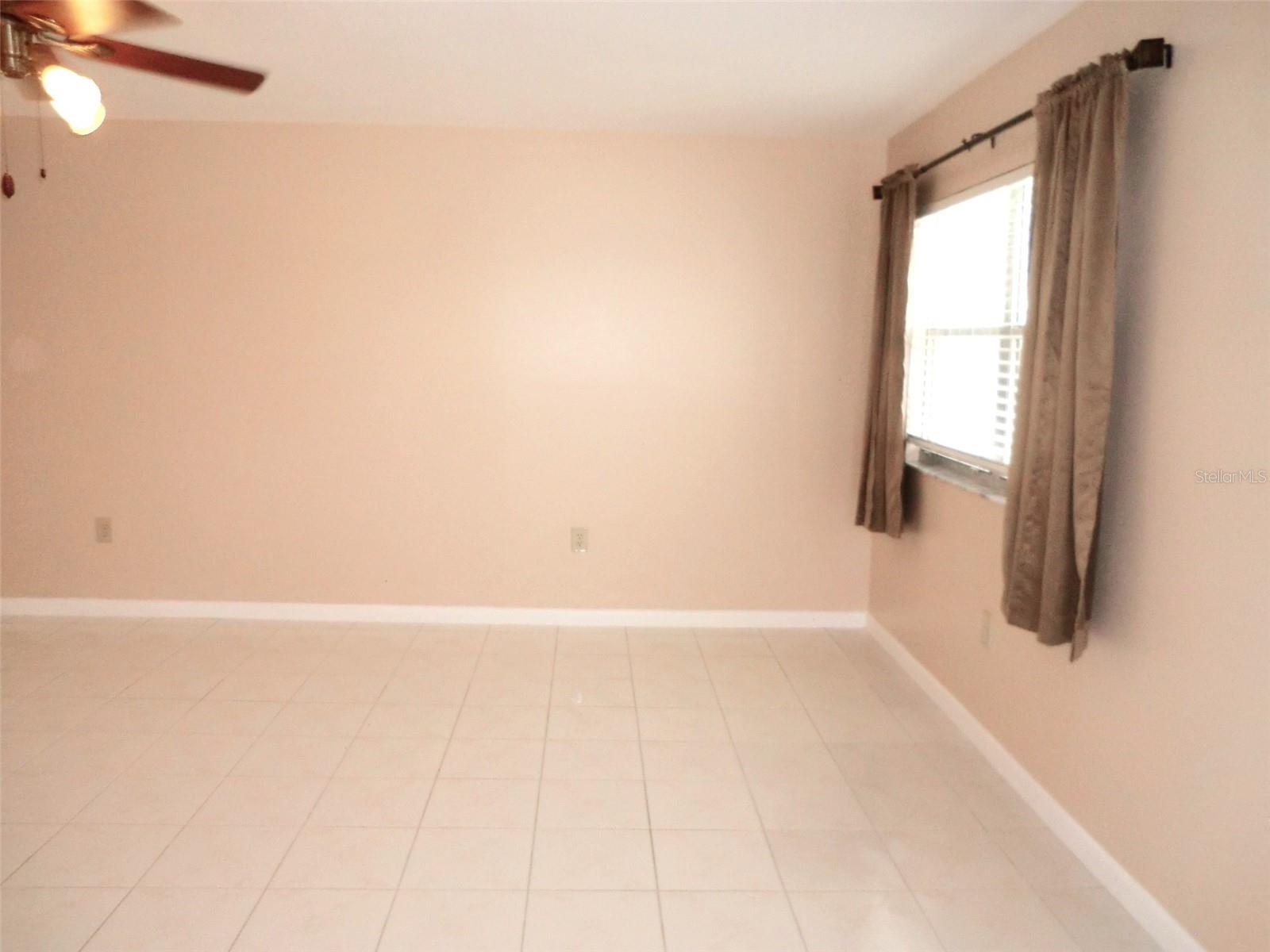 Image 3 of 20 For 206 Andover Place N 77