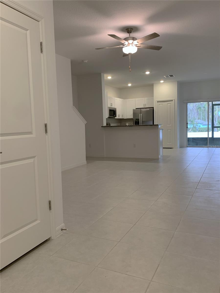 Image 2 of 10 For 6090 Acara Lane