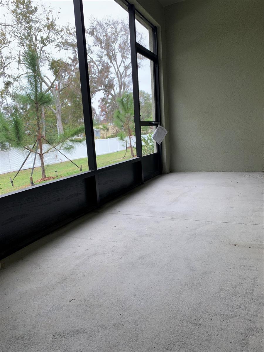 Image 4 of 10 For 6090 Acara Lane