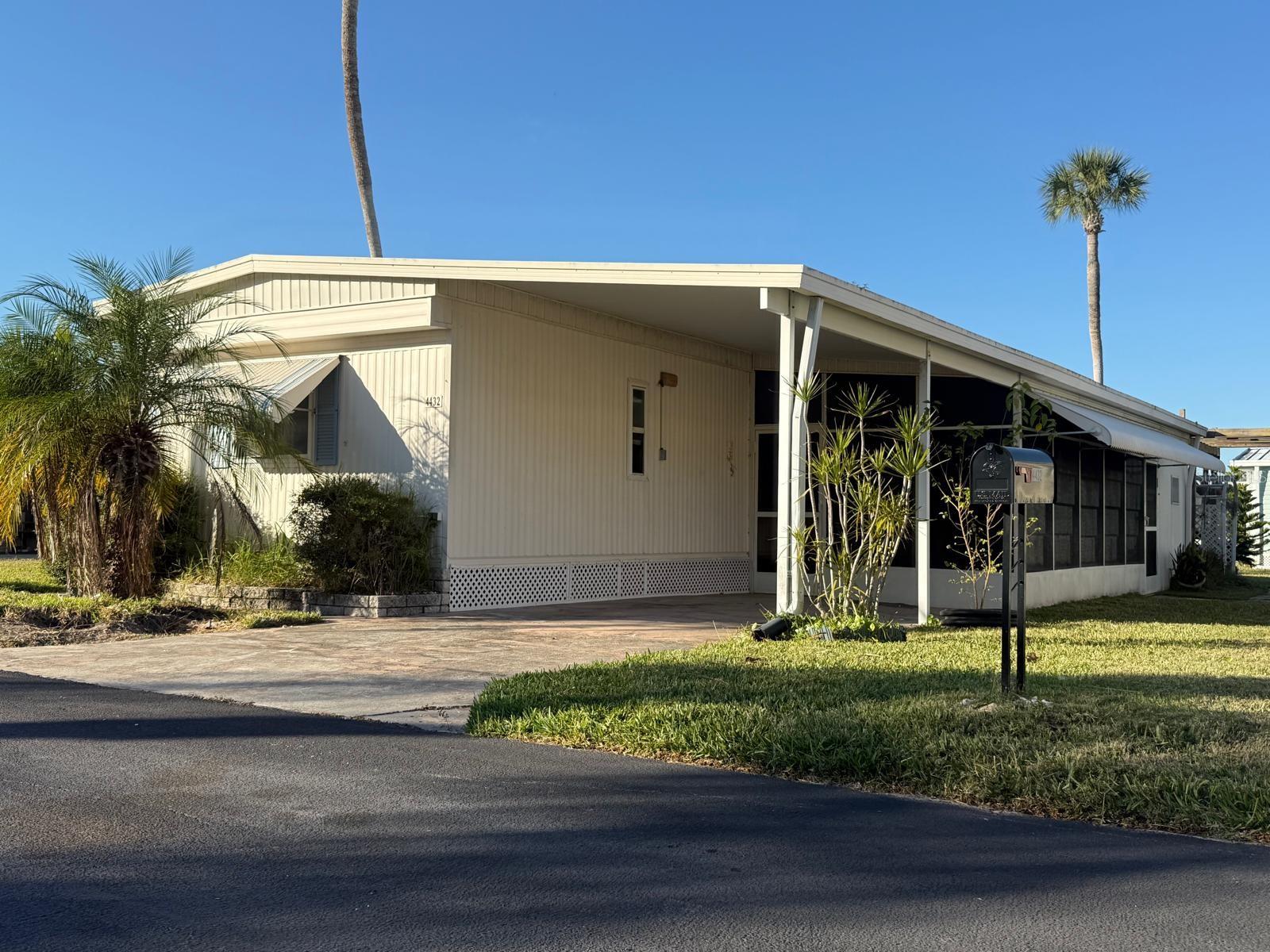 Listing Details for 4432 Tucker Square, NEW PORT RICHEY, FL 34652