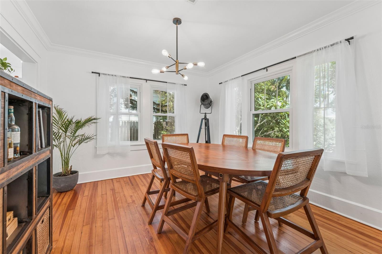 Image 9 of 23 For 4220 2nd Avenue N