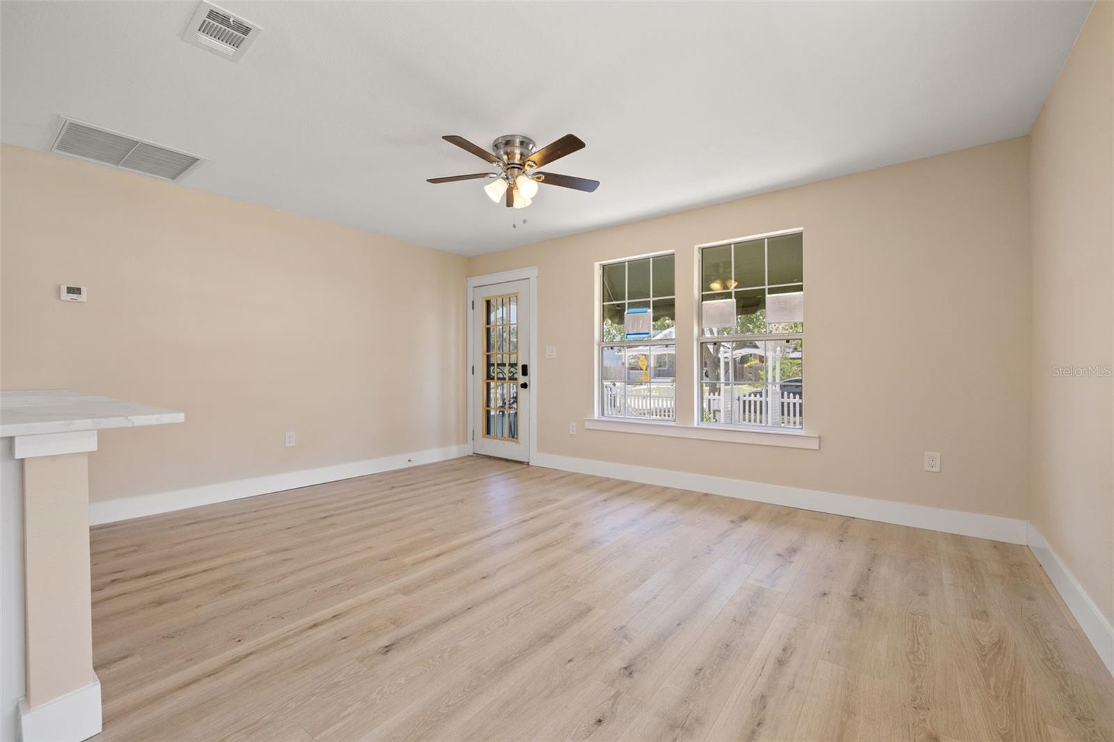 Image 10 of 28 For 3940 Miramar Way S