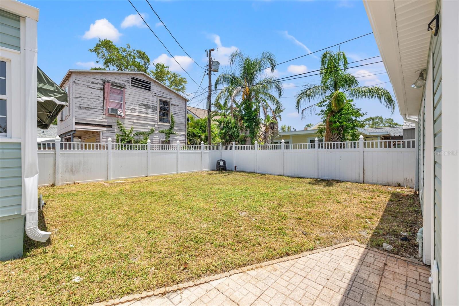 Image 27 of 28 For 3940 Miramar Way S