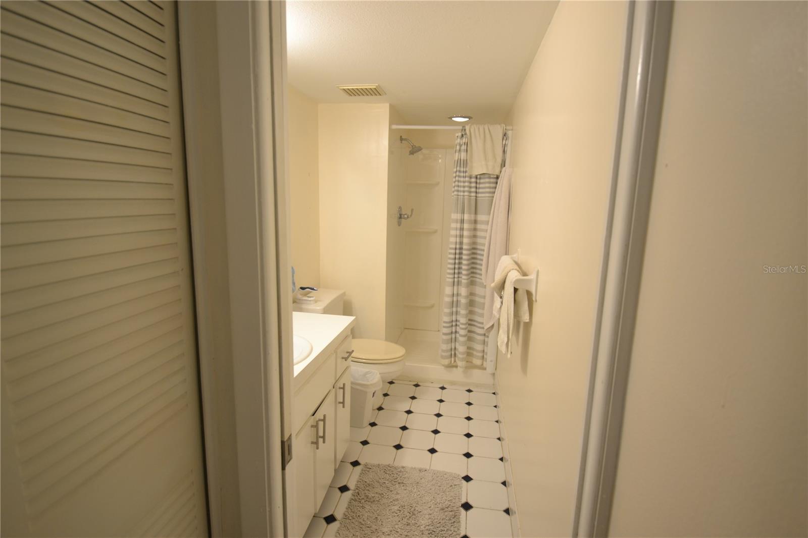 Image 19 of 28 For 123 Cypress Court