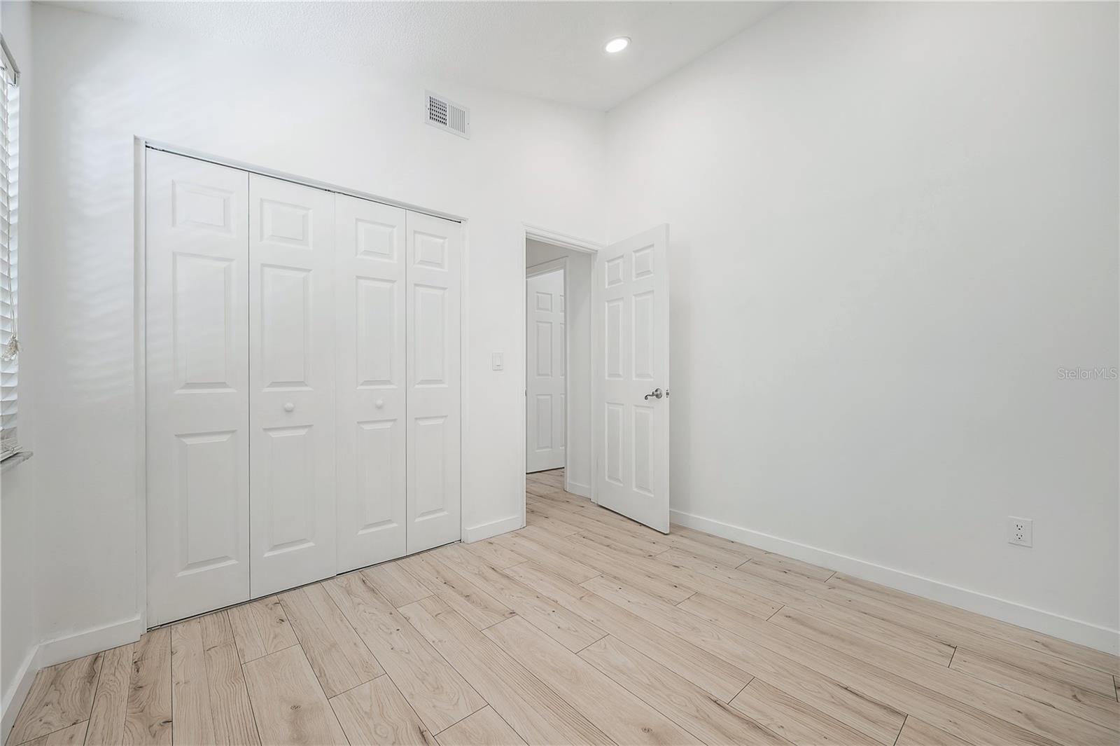 Image 17 of 29 For 14031 Lemon Valley Place