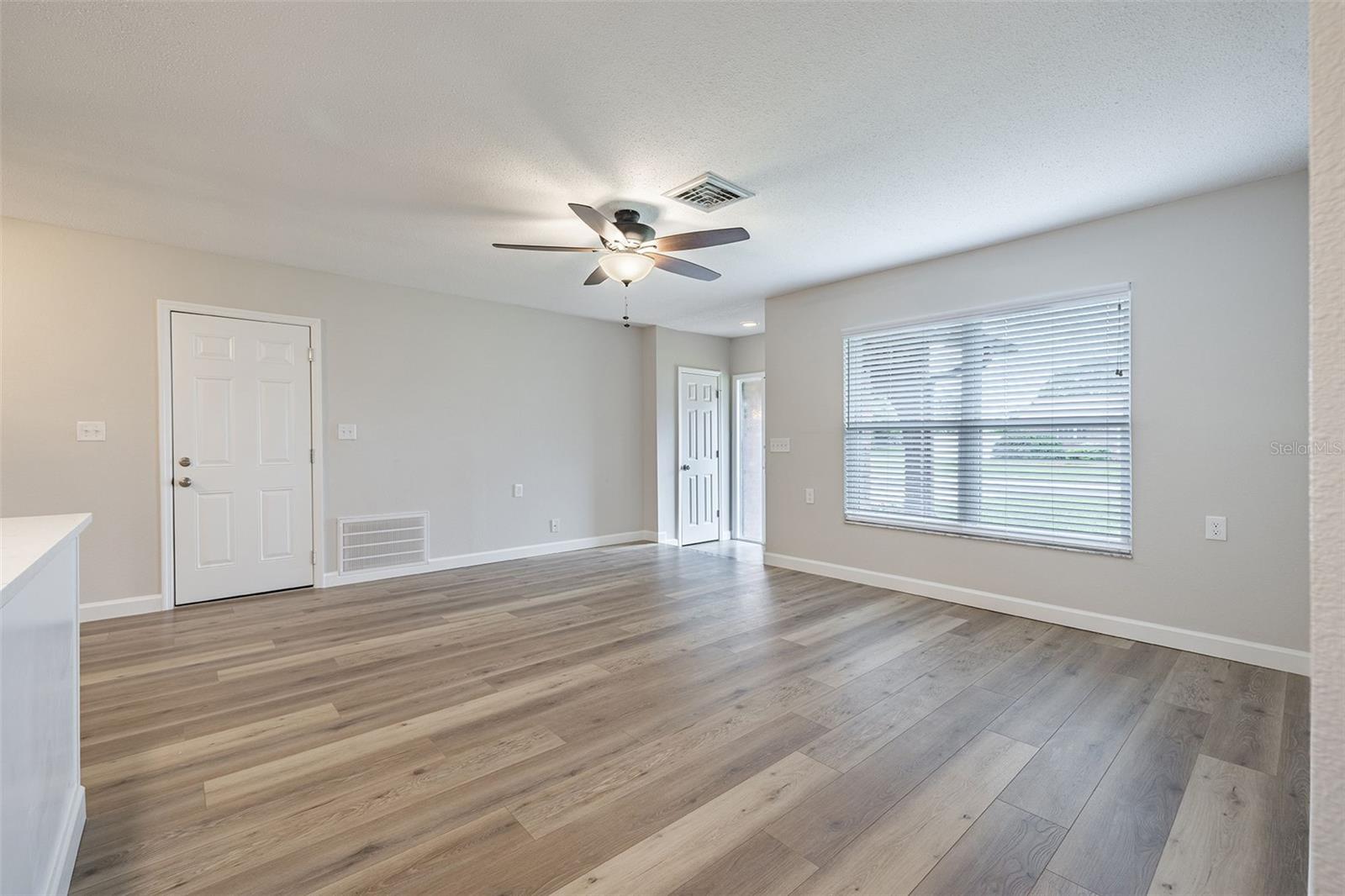 Image 10 of 32 For 314 Circle Drive