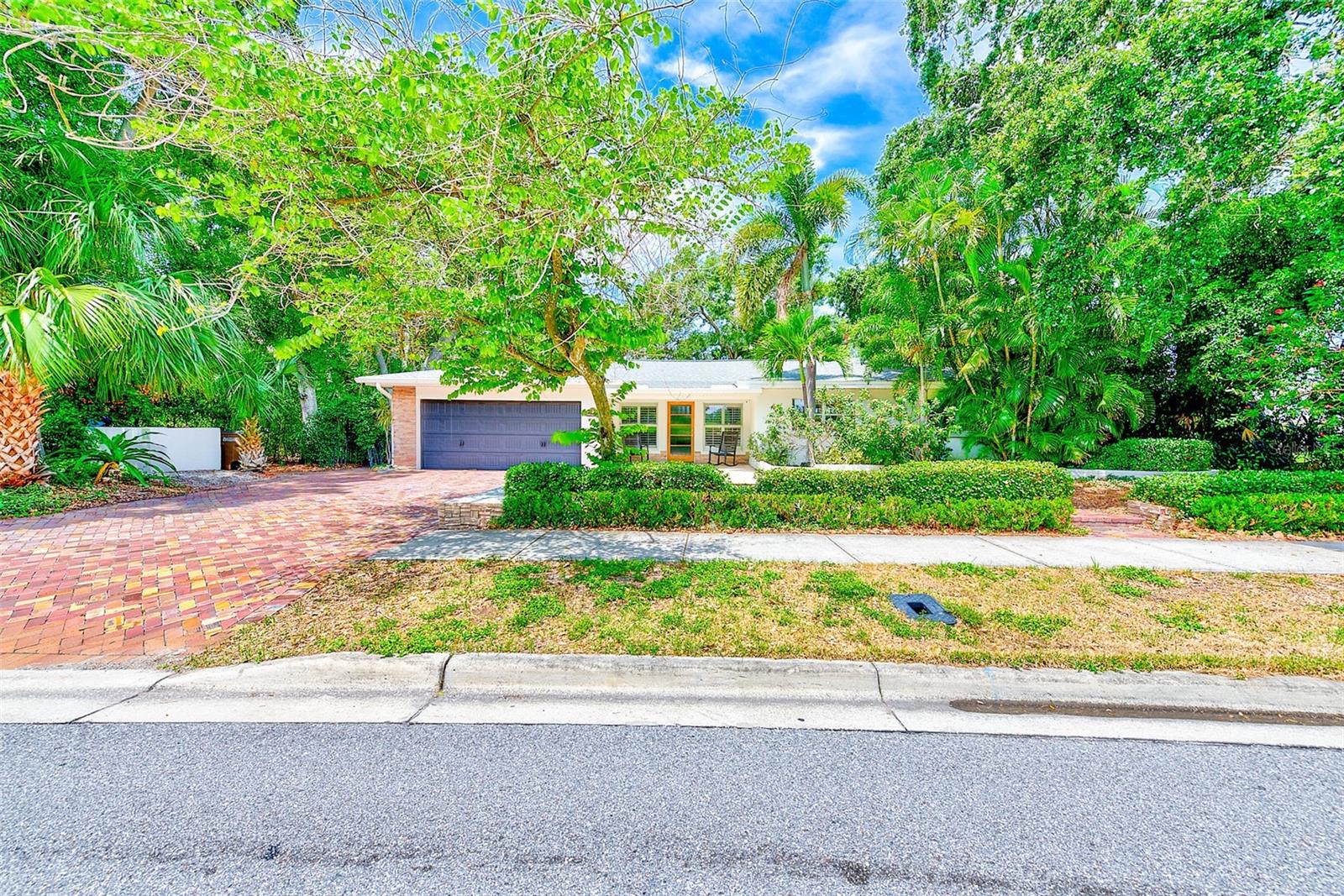 Image 4 of 56 For 1578 Druid Road S