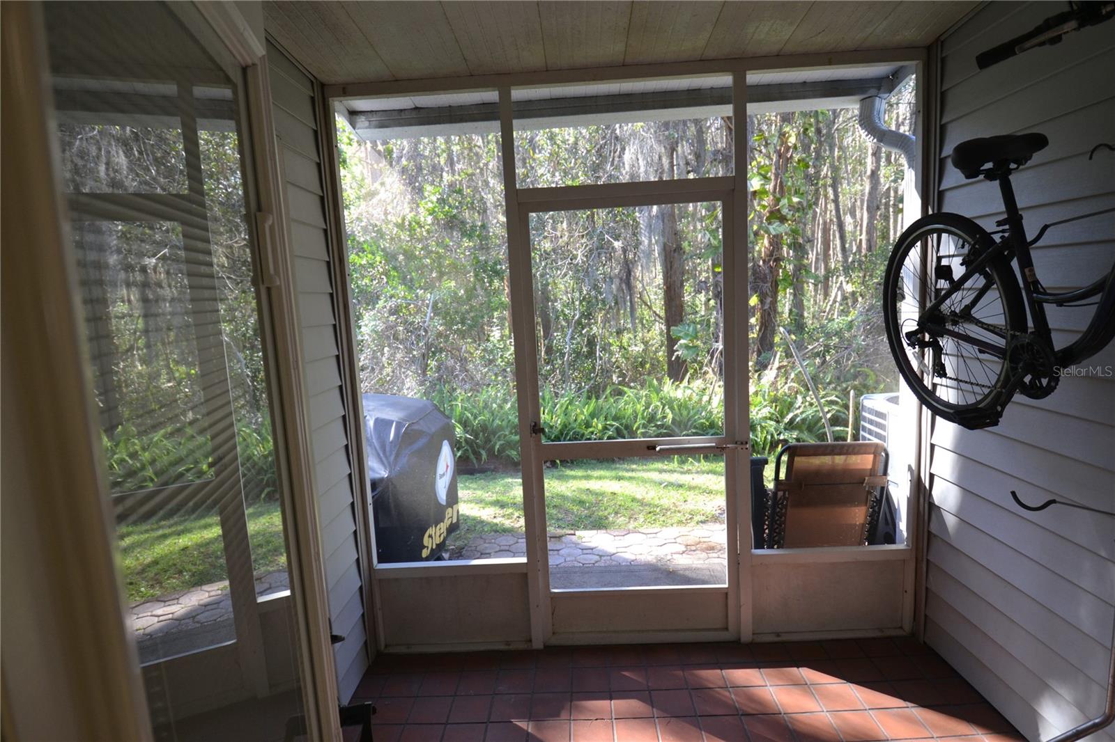 Image 9 of 35 For 3379 Fox Hunt Drive