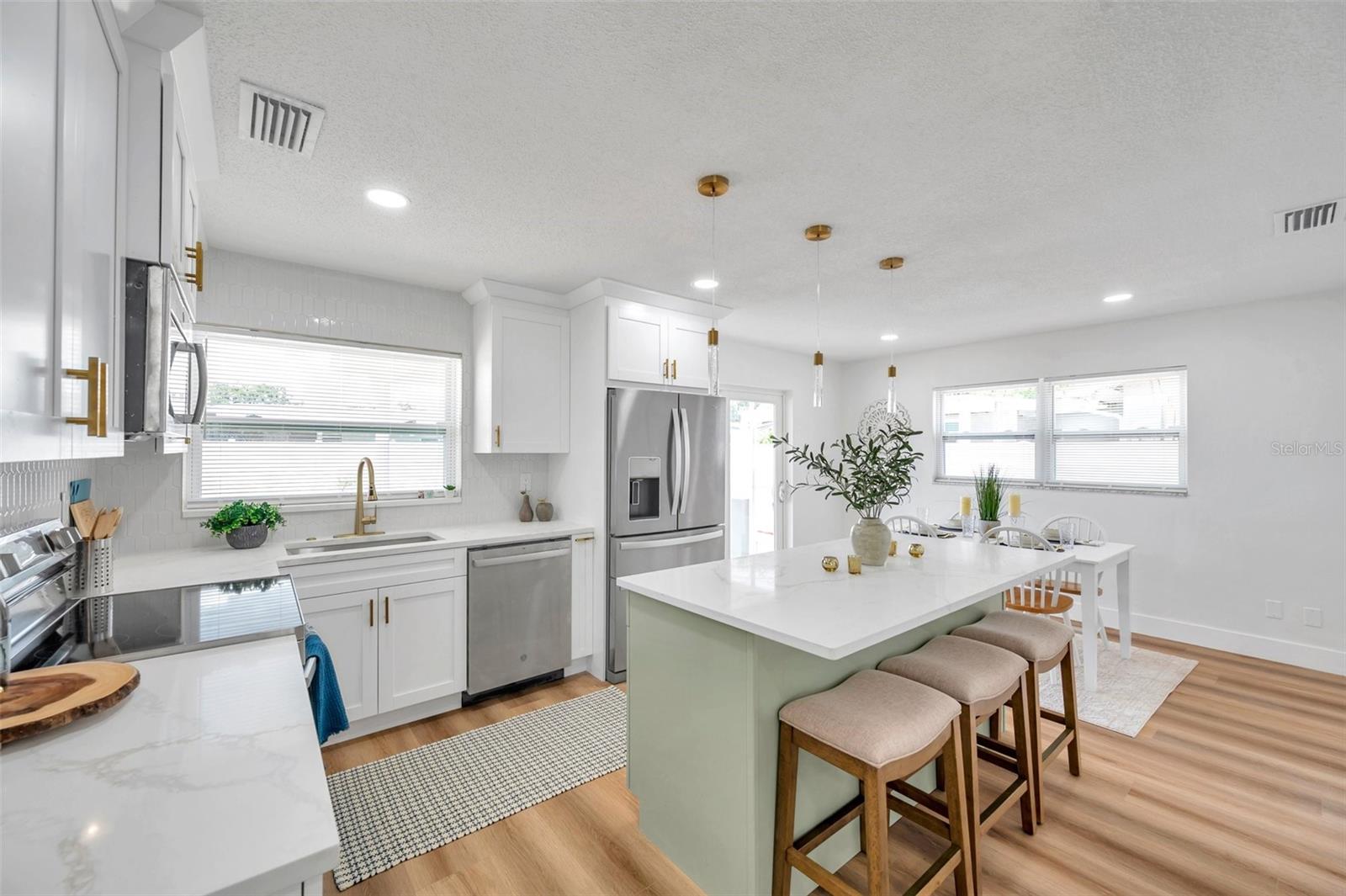 Image 10 of 71 For 6352 Canton Street S