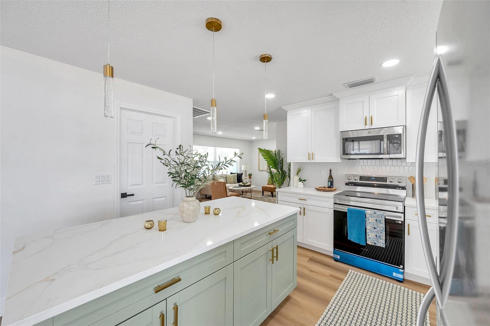 Image 15 of 71 For 6352 Canton Street S