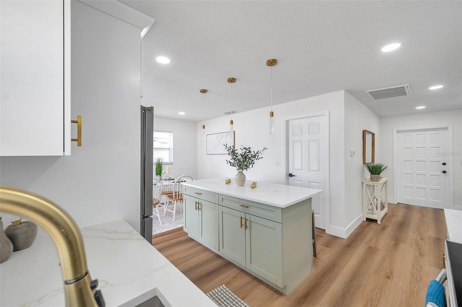 Image 17 of 71 For 6352 Canton Street S