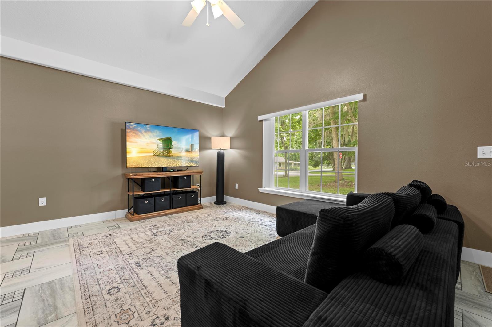 Image 11 of 56 For 8687 Jefferson Street
