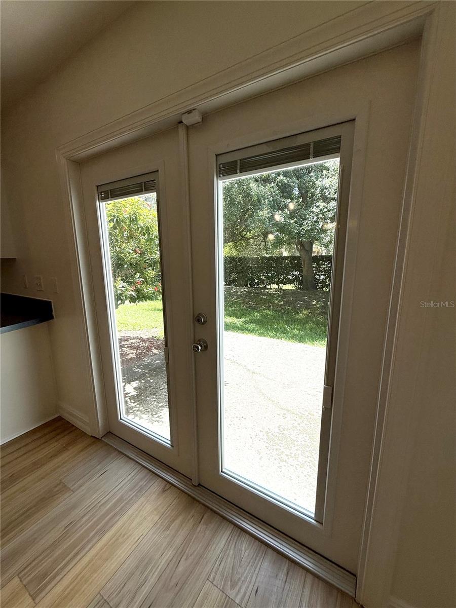 Image 11 of 54 For 5644 Samter Court