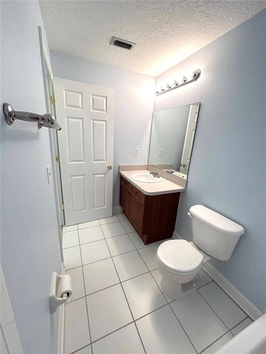 Image 17 of 54 For 5644 Samter Court