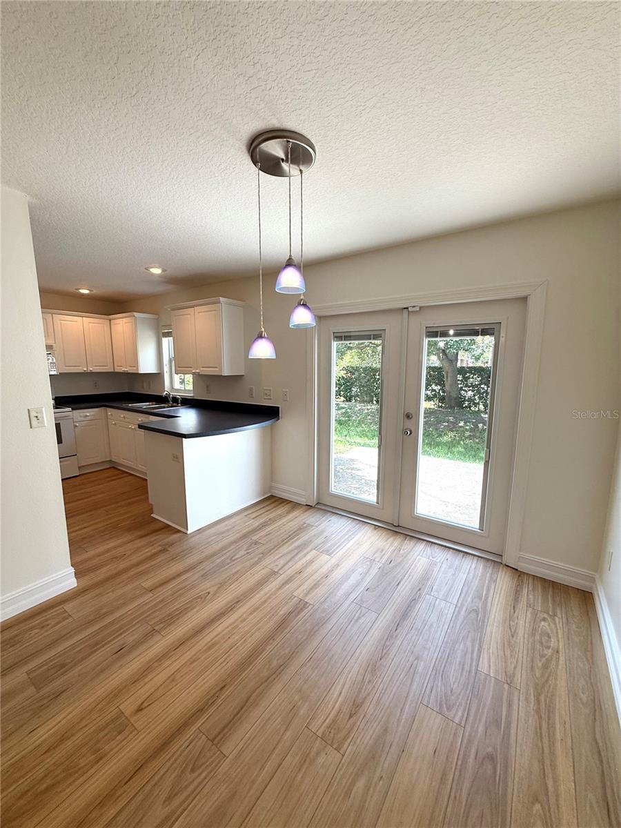 Image 3 of 54 For 5644 Samter Court
