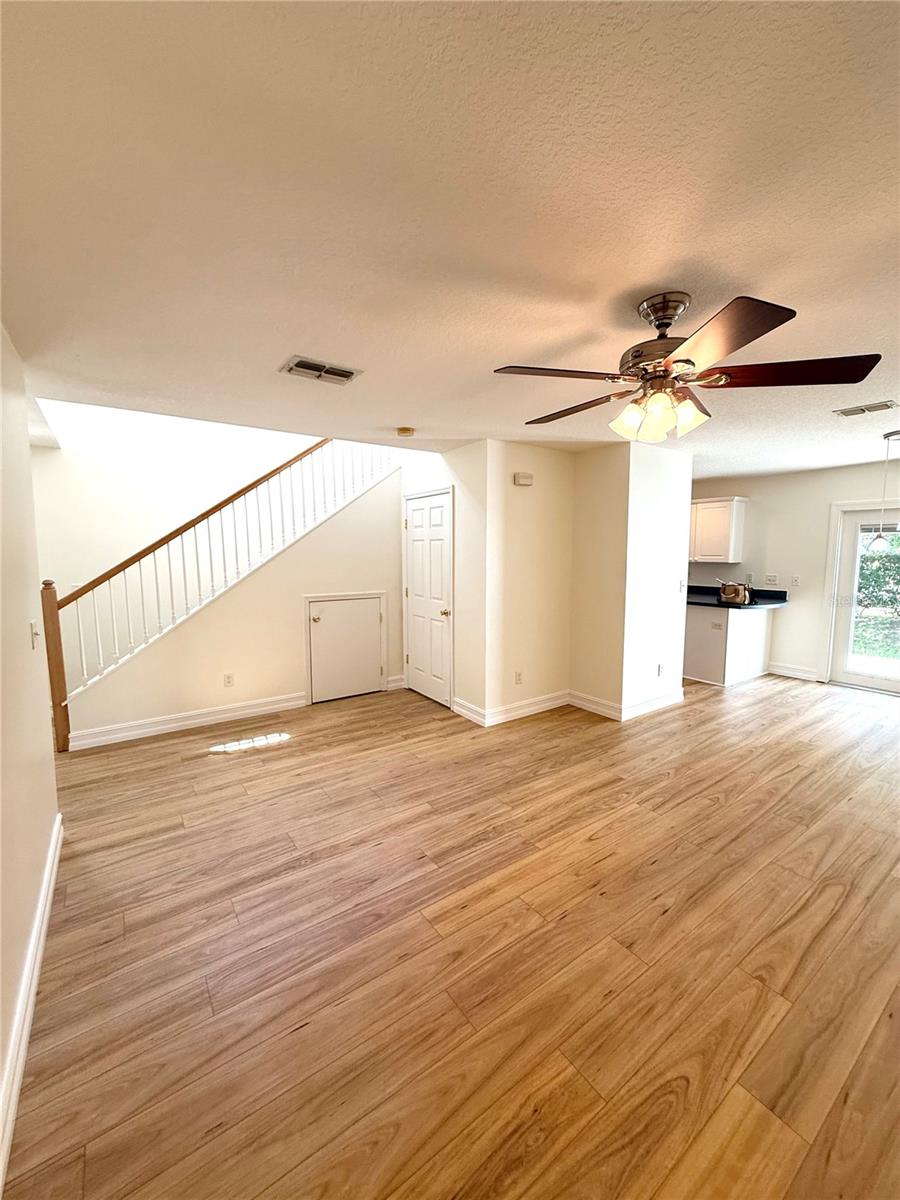 Image 6 of 54 For 5644 Samter Court