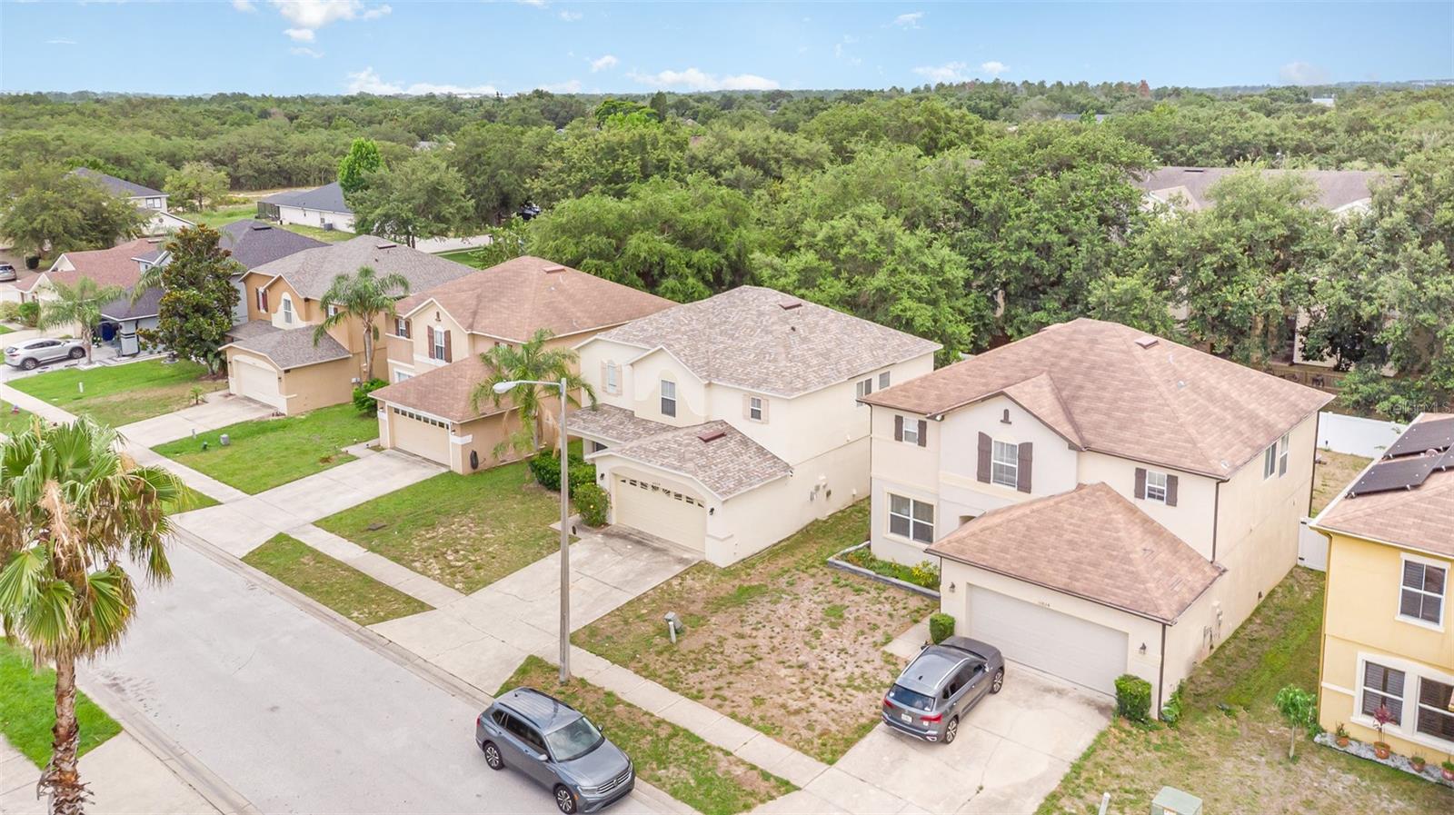 Image 39 of 43 For 16828 Gold Star Court