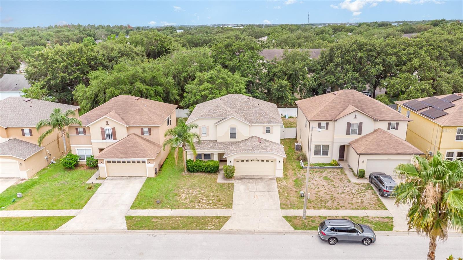 Image 40 of 43 For 16828 Gold Star Court