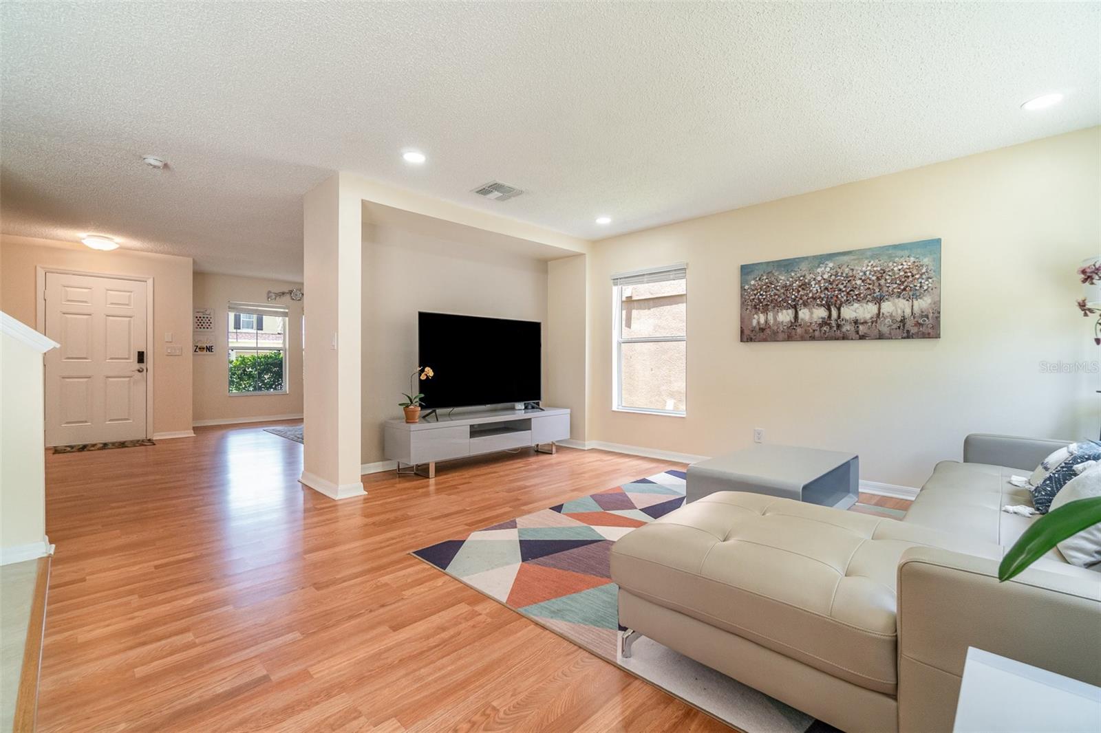 Image 9 of 43 For 16828 Gold Star Court