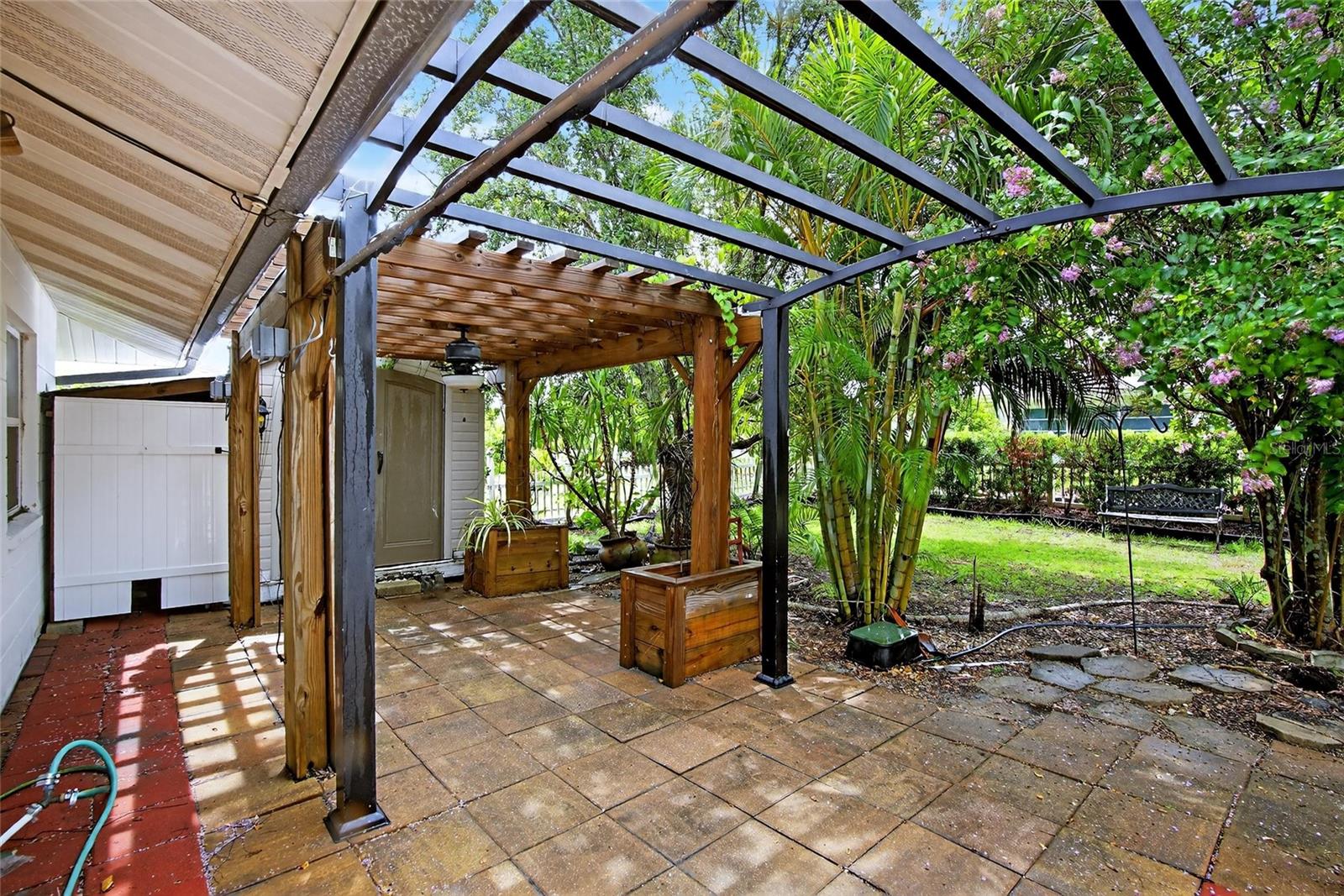 Image 33 of 34 For 822 Oakmont Avenue