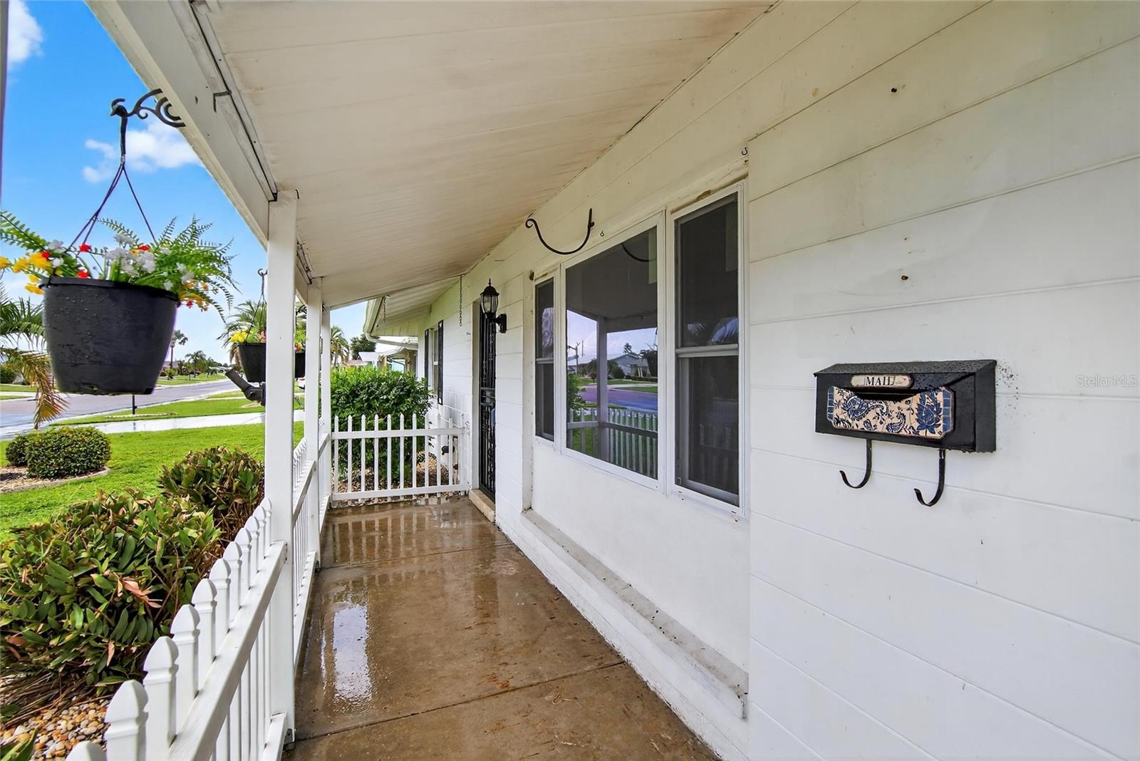 Image 5 of 34 For 822 Oakmont Avenue