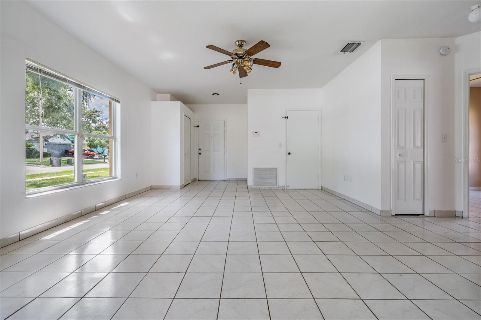 Image 18 of 33 For 11022 Connacht Way