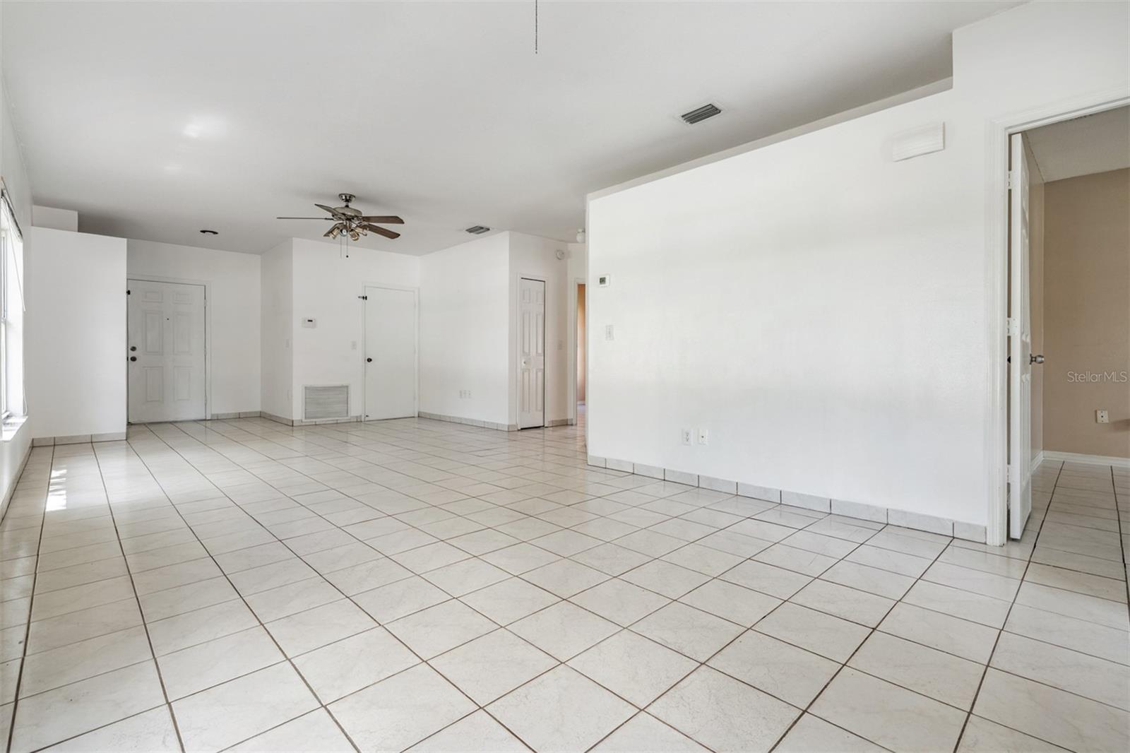 Image 21 of 33 For 11022 Connacht Way