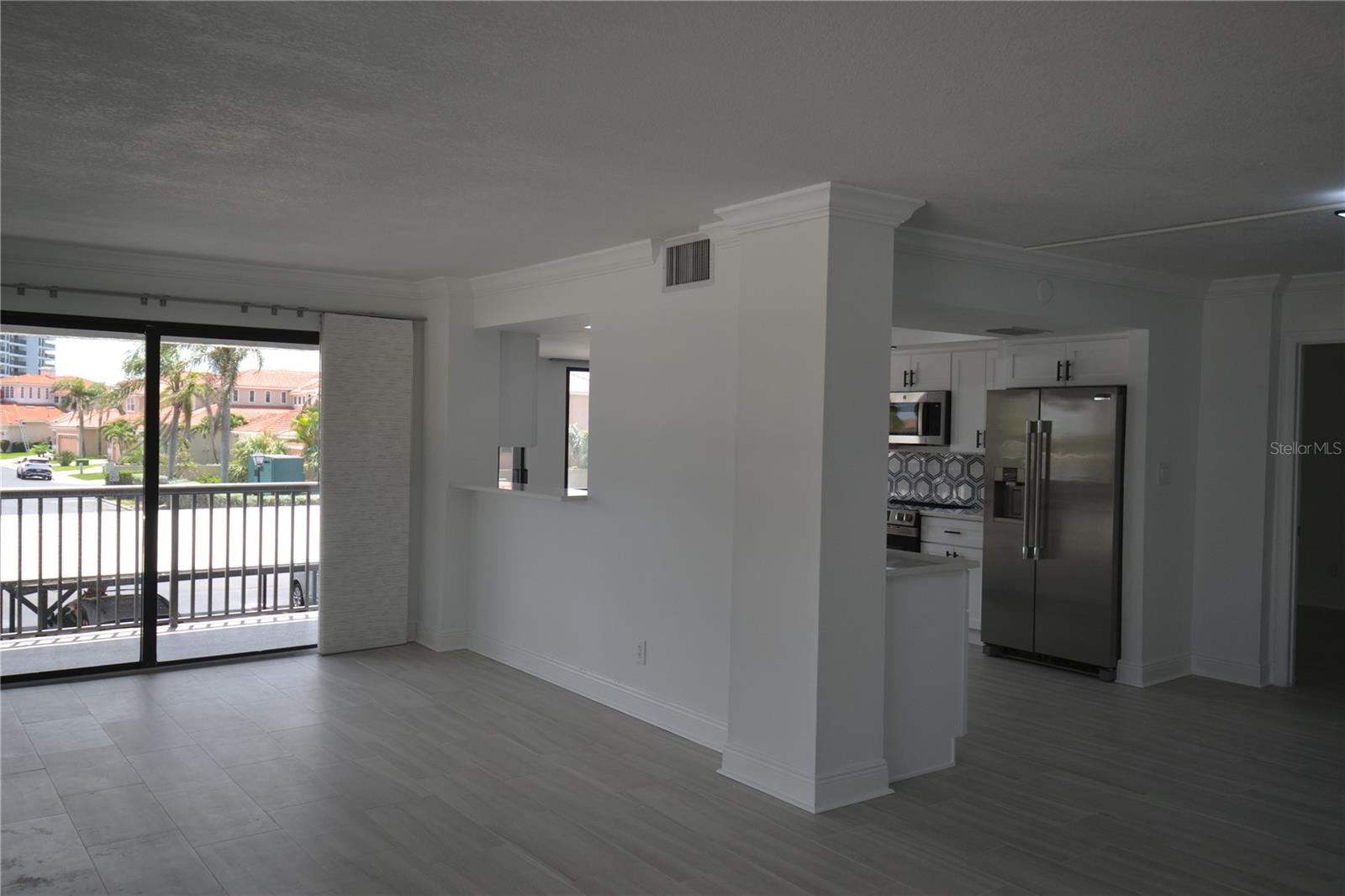 Image 32 of 67 For 1651 Sand Key Estates Court 12