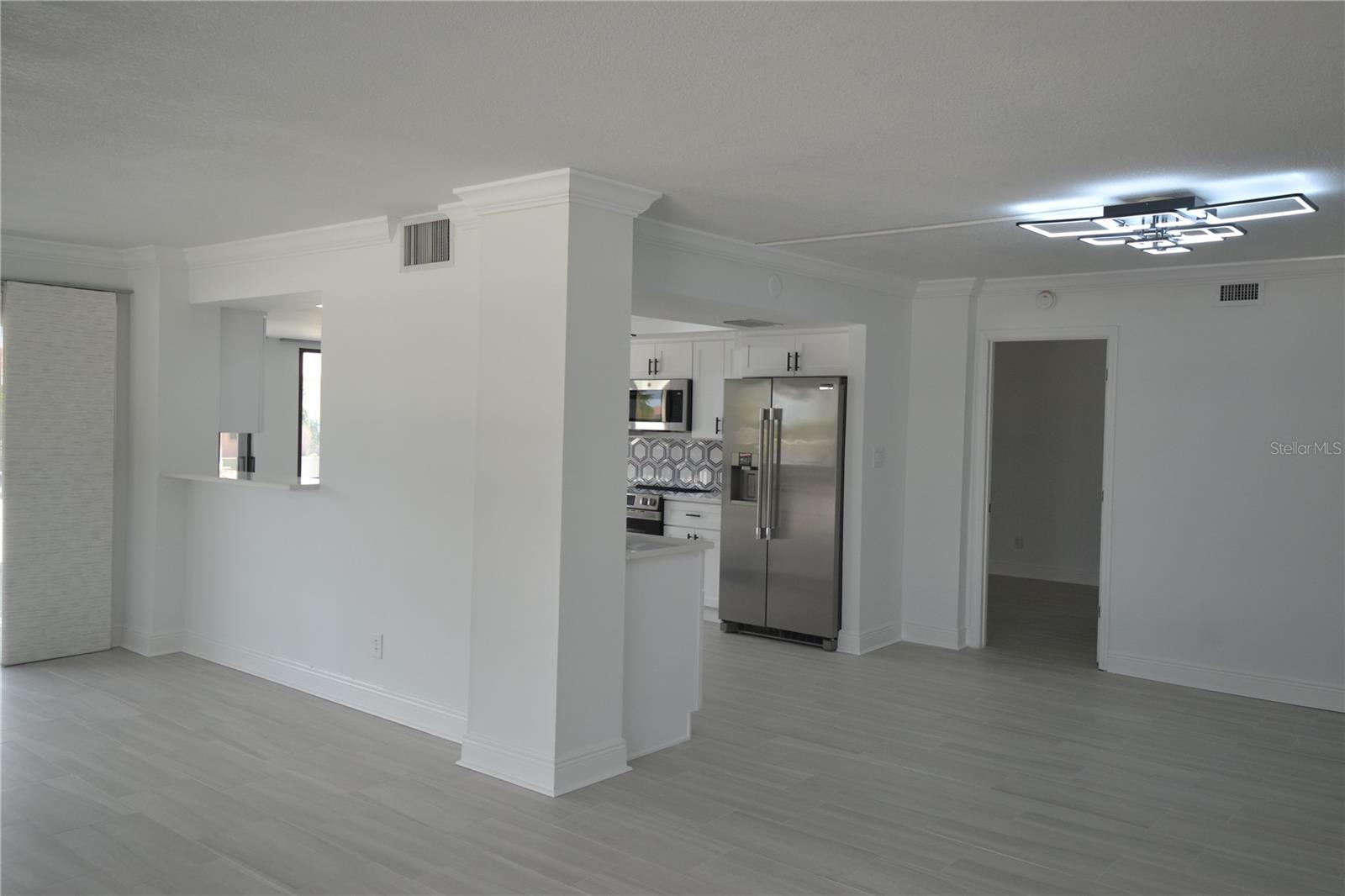 Image 33 of 67 For 1651 Sand Key Estates Court 12