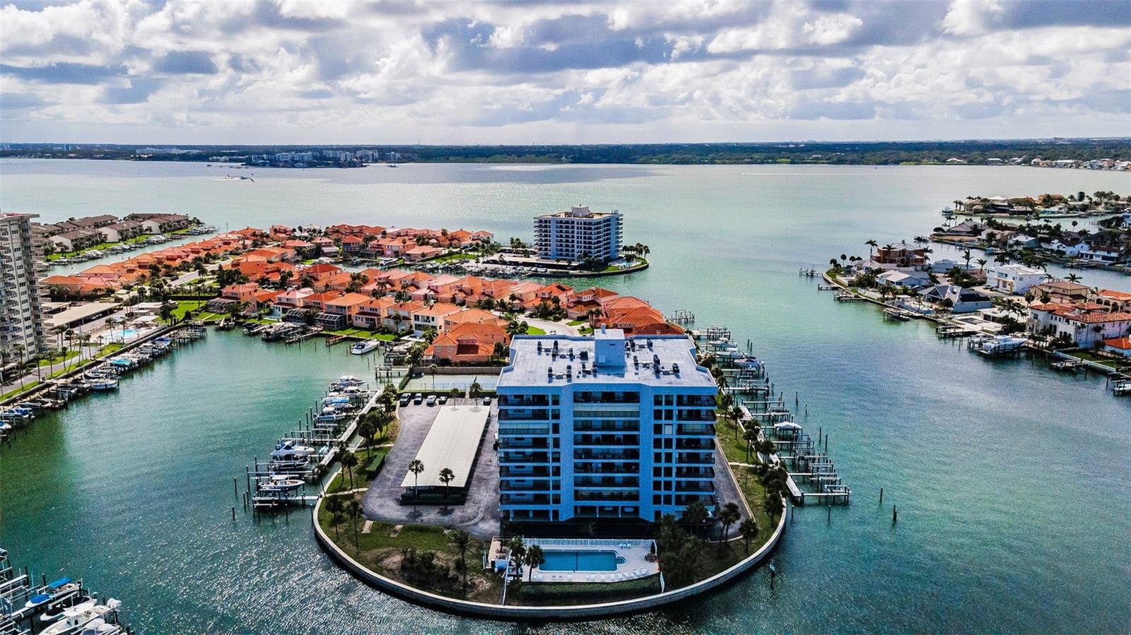 Image 70 of 76 For 1651 Sand Key Estates Court 12