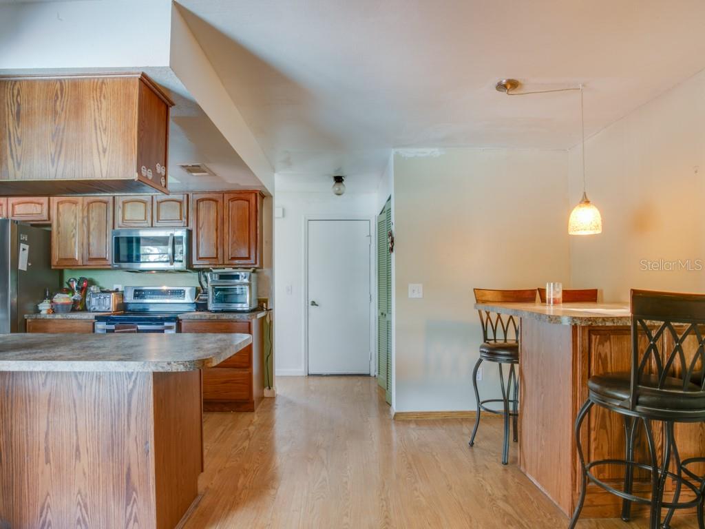 Image 10 of 39 For 1610 Sanderling Court
