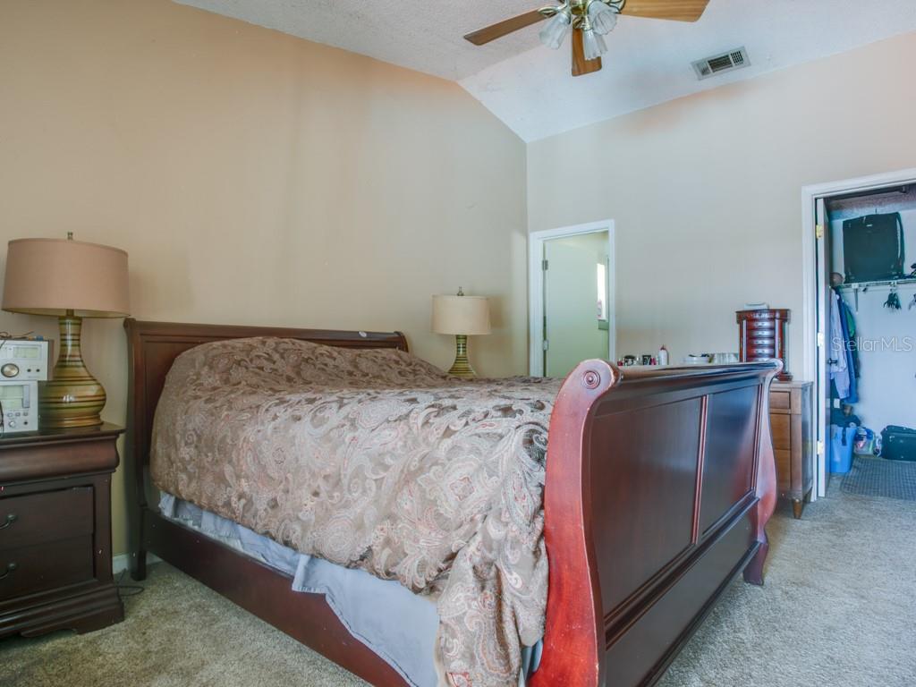 Image 23 of 39 For 1610 Sanderling Court