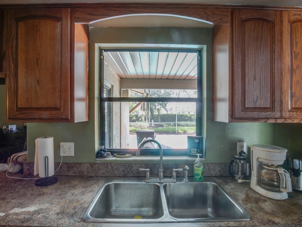 Image 9 of 39 For 1610 Sanderling Court