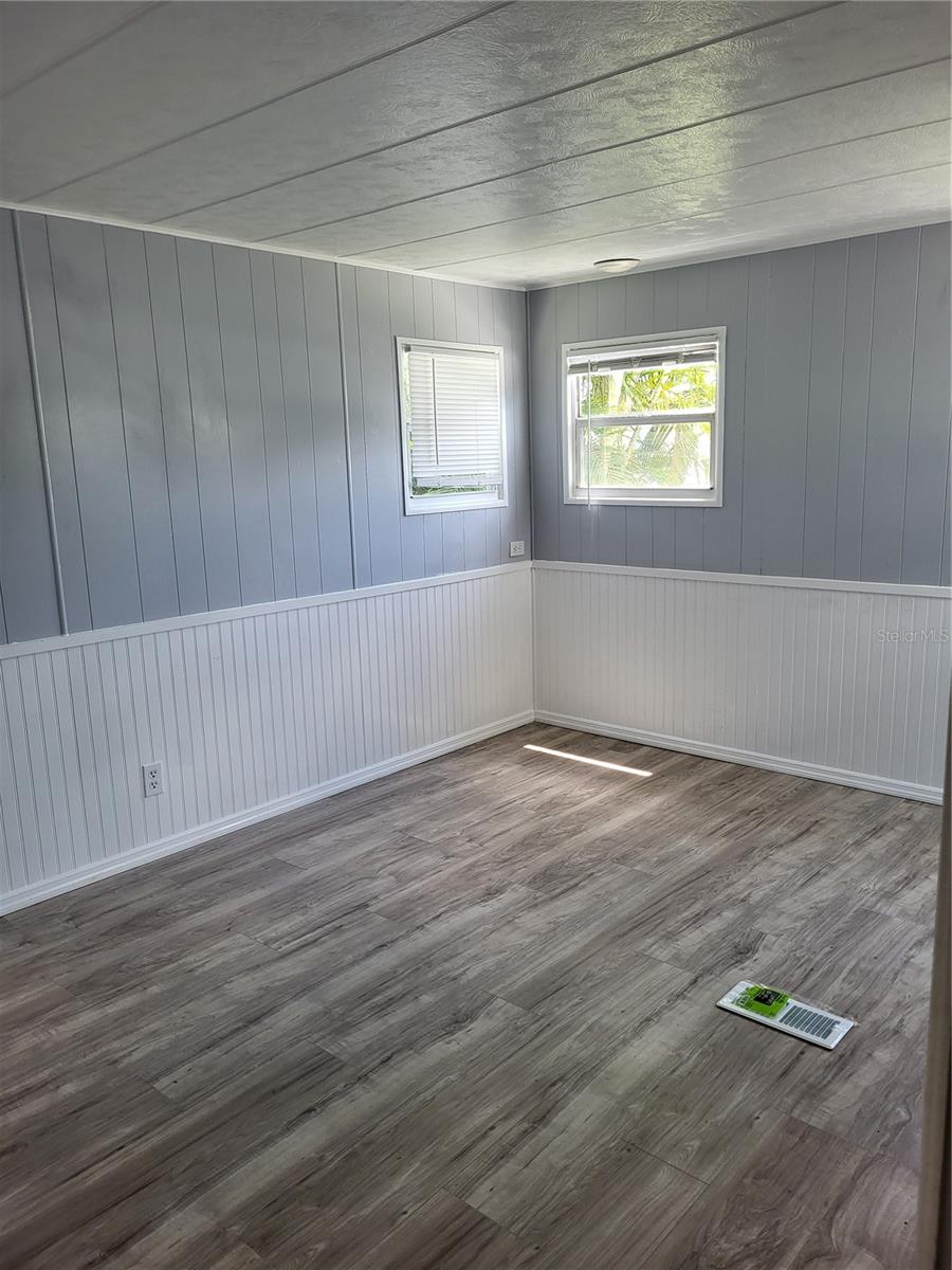 Image 16 of 29 For 6580 Seminole Boulevard 618