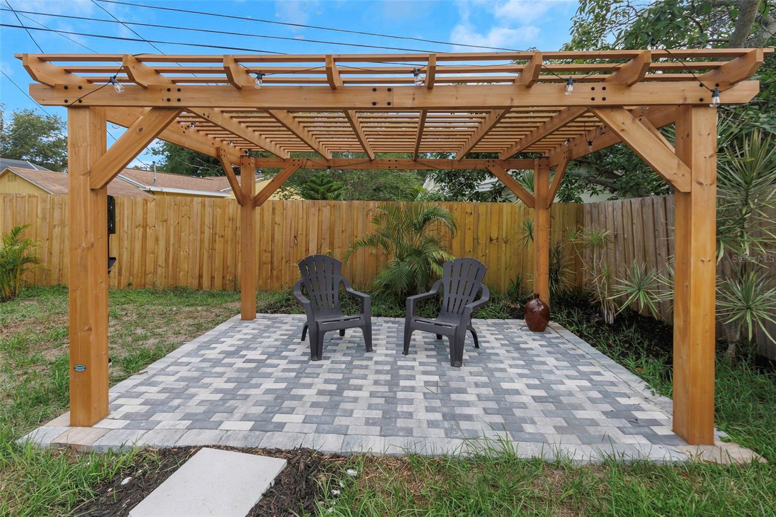 Image 39 of 59 For 245 Grove Cir N