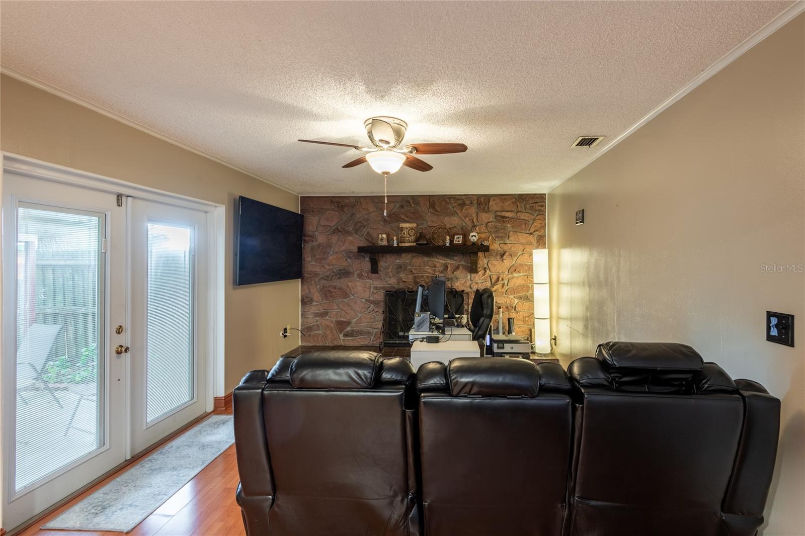 Image 19 of 41 For 616 Pawn Way