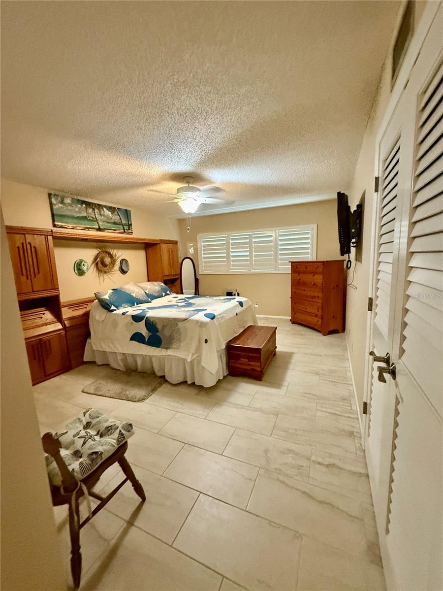 Image 11 of 43 For 2293 Swedish Drive 21