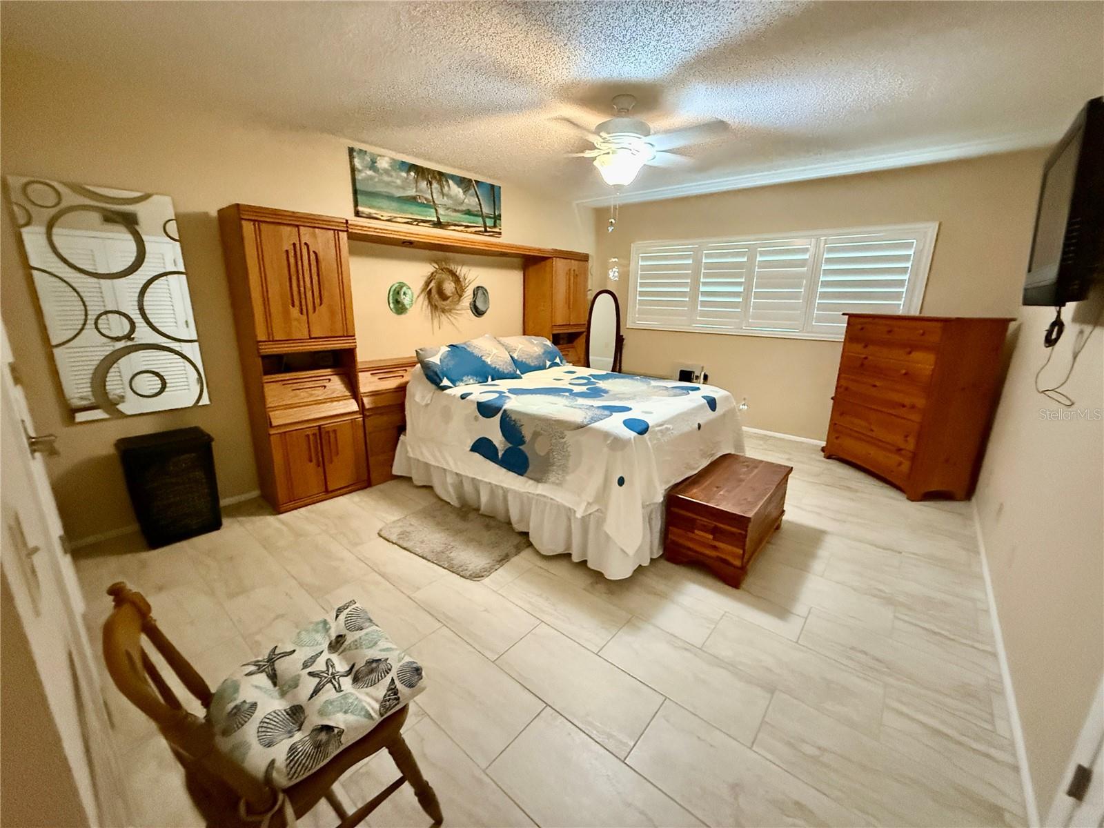 Image 12 of 43 For 2293 Swedish Drive 21