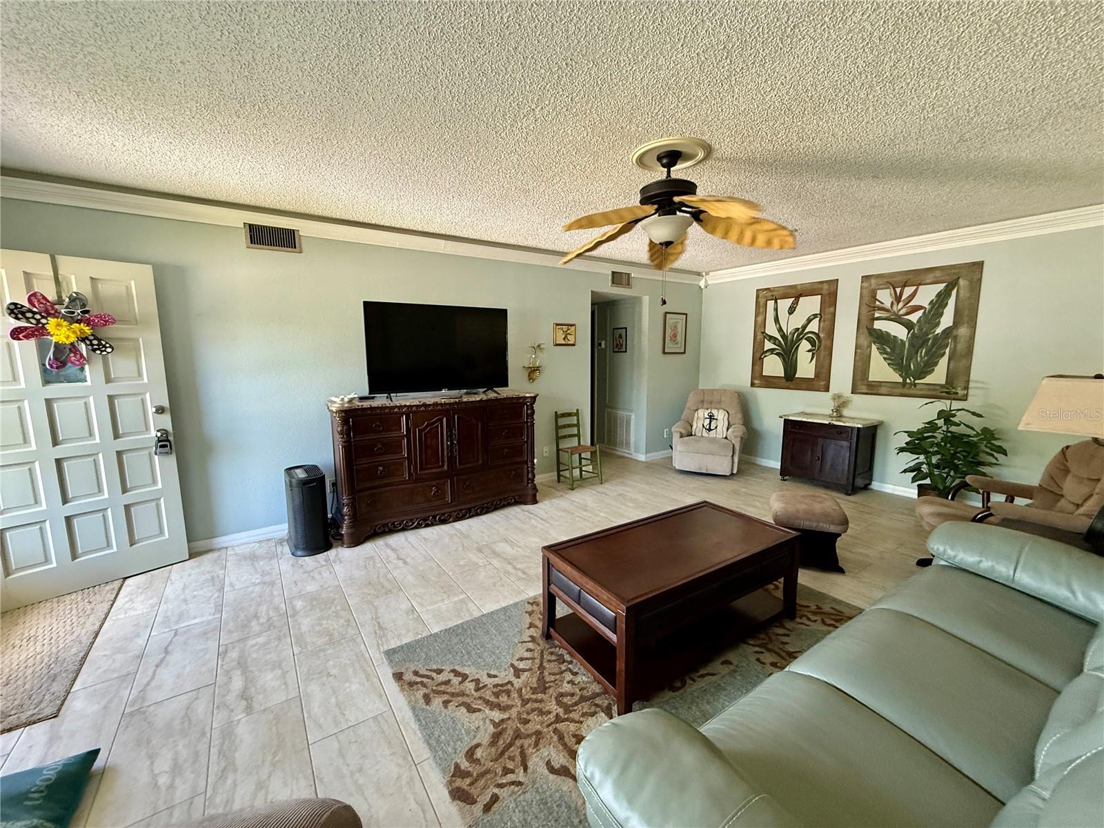 Image 5 of 43 For 2293 Swedish Drive 21