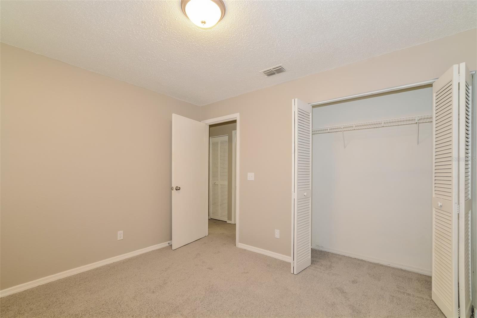 Image 11 of 15 For 2811 Queen Palm Drive