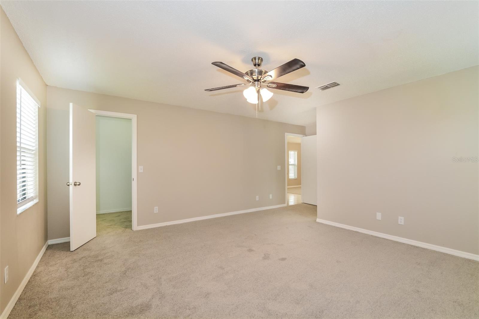 Image 8 of 15 For 2811 Queen Palm Drive